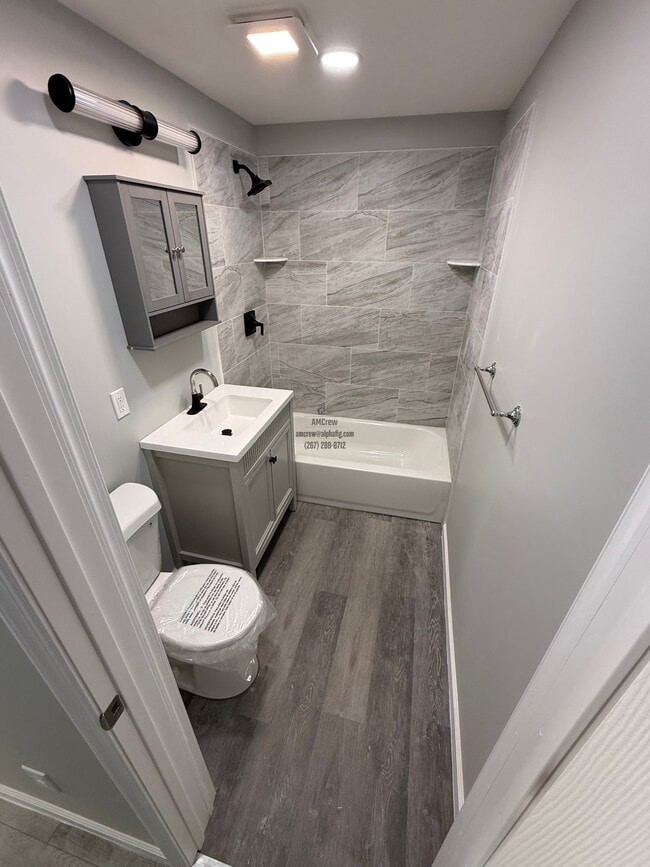 Building Photo - 1120 Passmore St