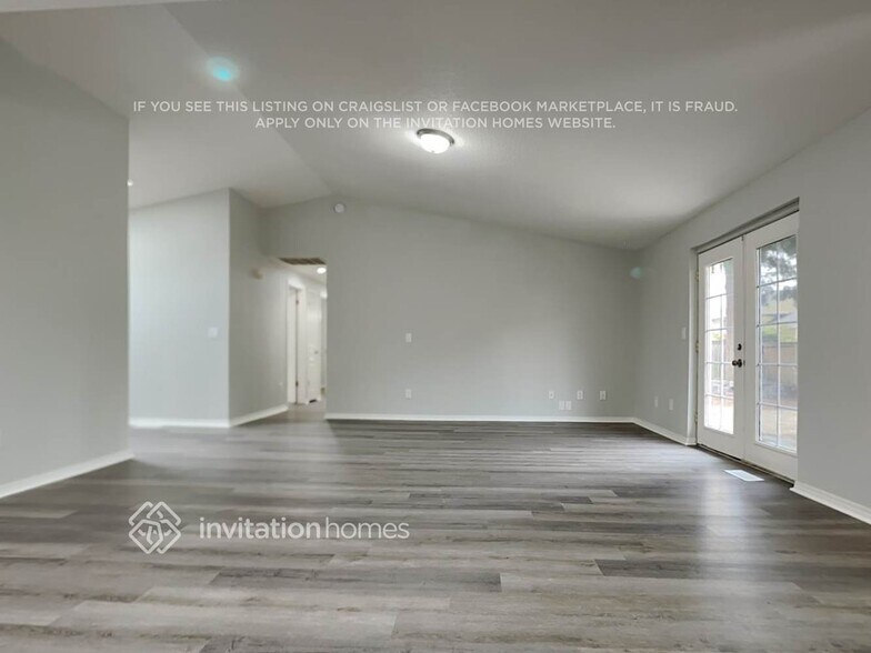 Building Photo - 5936 Danials Loop SE