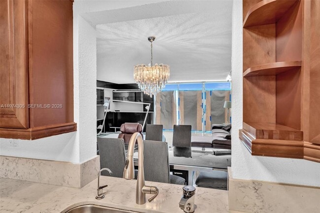 Building Photo - 825 NE 26th Ave