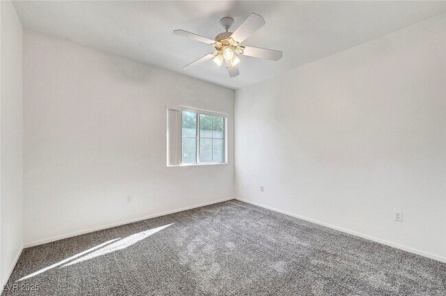 Building Photo - 10552 Pine Pointe Ave