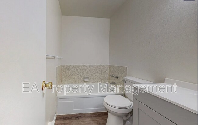 Building Photo - 12912 Marva Pl SE