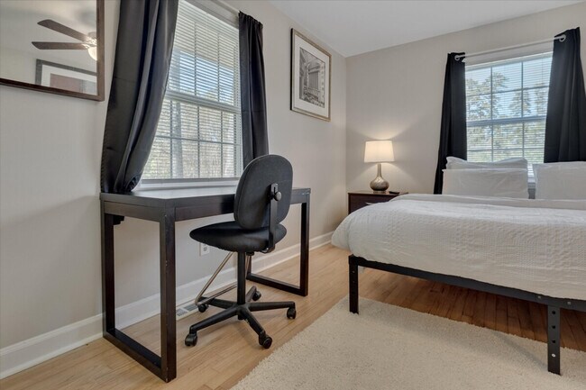 Building Photo - 4219 Neal Rd