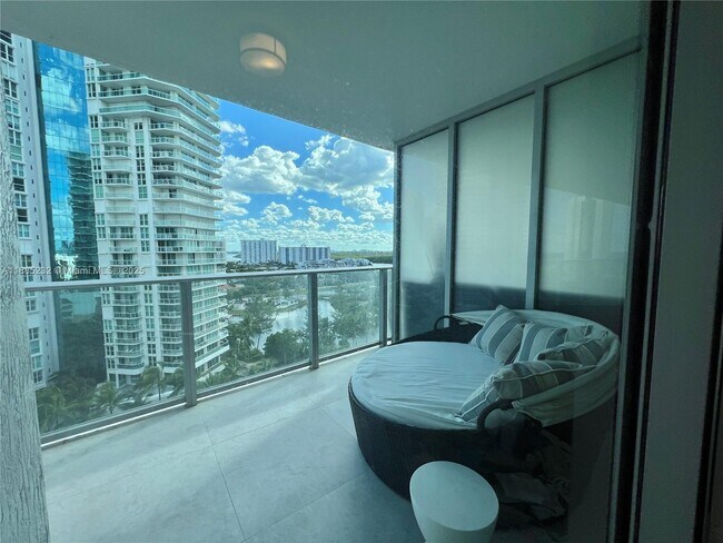 Building Photo - 300 Sunny Isles Blvd