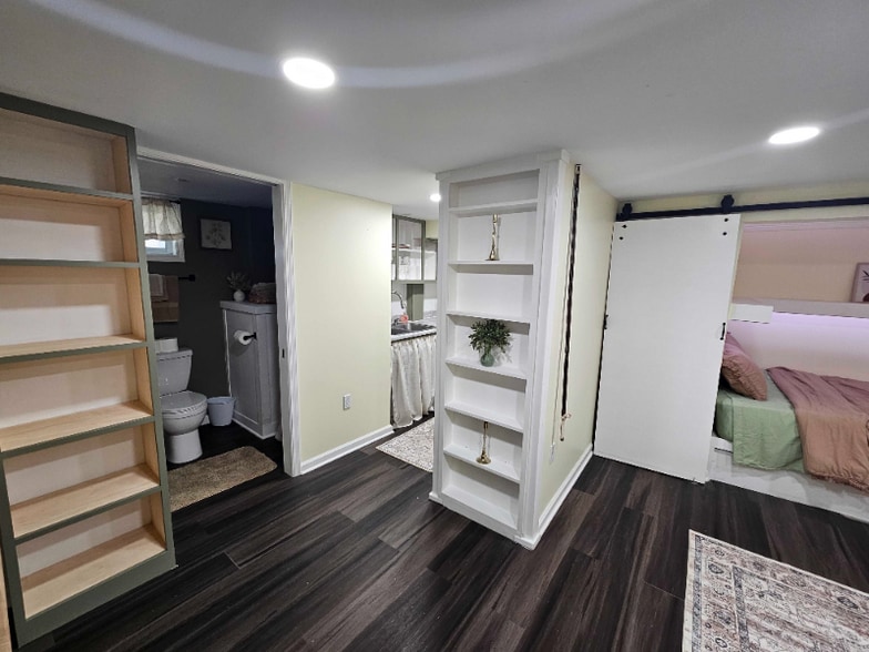 Building Photo - 318 Murphy Ave