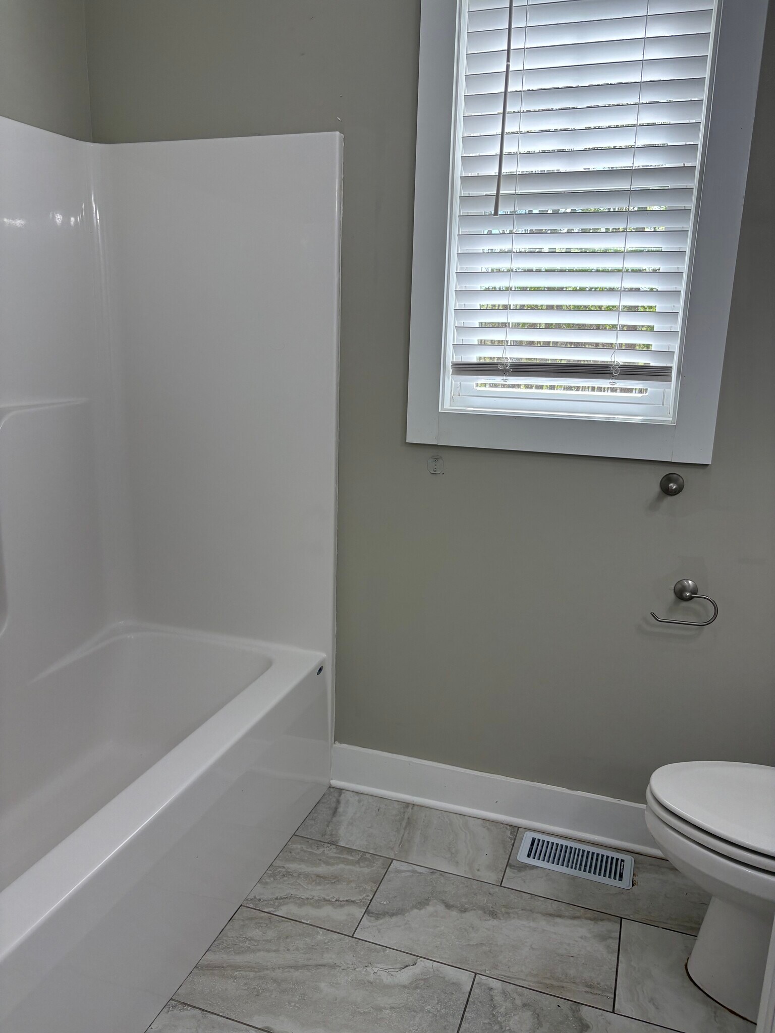 Building Photo - 17870 Broad Meadow Dr