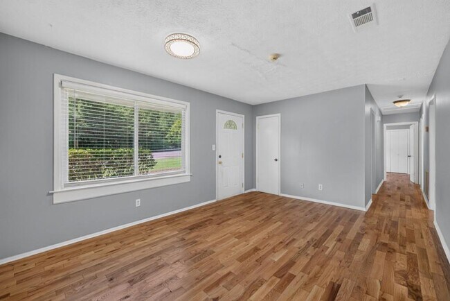 Building Photo - 4905 Annistown Rd