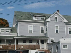 Building Photo - 44 Pearl St