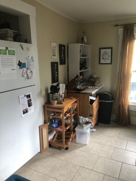 Building Photo - 64 Franklin Ave