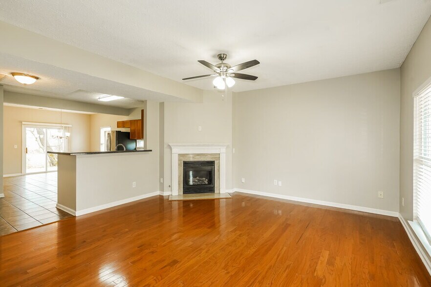 Building Photo - 1483 Bern Dr