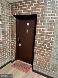 Building Photo - 15712 Dorset Rd