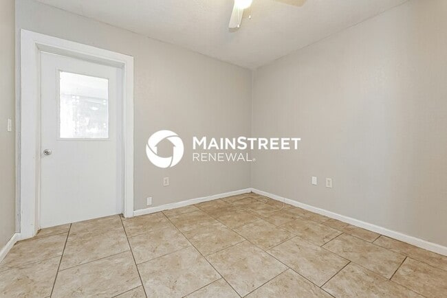 Building Photo - 3 Bedroom Pet-Friendly Home in Greenacres, FL with Main Street Renewal