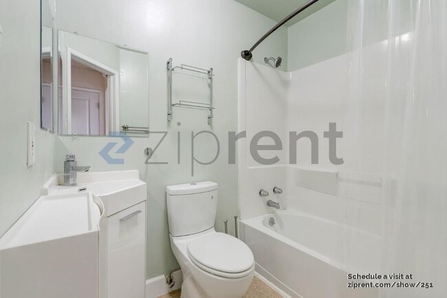 Building Photo - 966 Borden Villa Dr