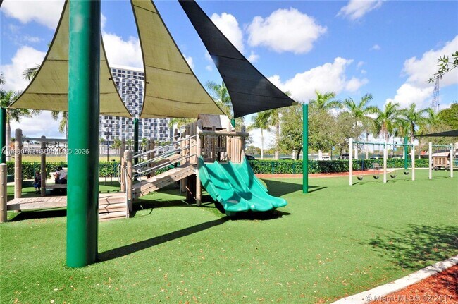 Building Photo - 5300 Paseo Blvd