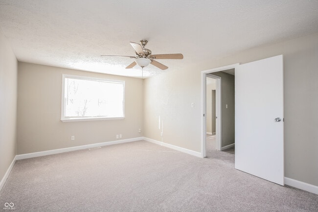 Building Photo - 8715 Timberwood Dr