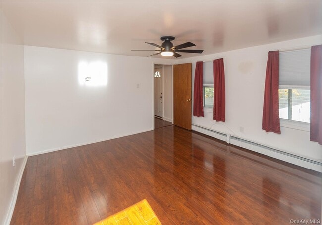 Building Photo - 30 Tobins Ln