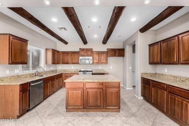 Building Photo - 19411 W Jefferson St