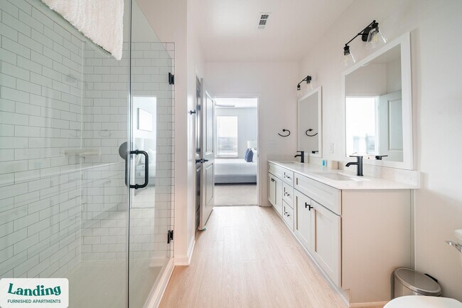 Building Photo - 100 Wilton Cir