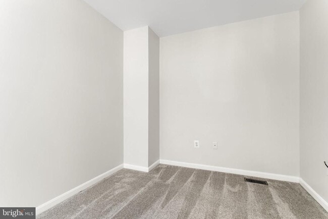 Building Photo - 5089 Stapleton Terrace