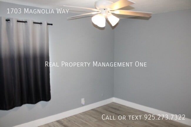Building Photo - 1703 Magnolia Way