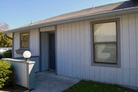 Building Photo - 1338 Yorktown Pl