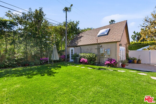 Building Photo - 8424 4th St