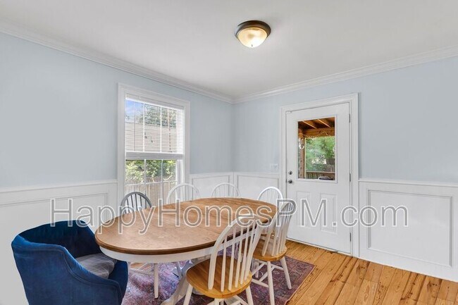 Building Photo - 1122 Bexley St