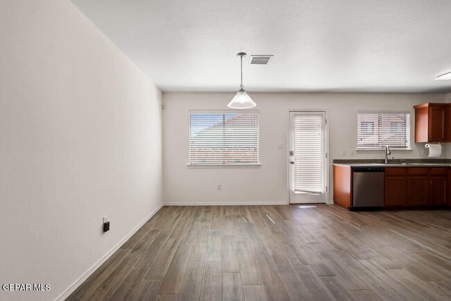 Building Photo - 14266 Gil Reyes Dr
