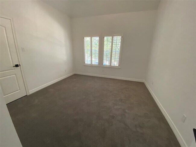 Building Photo - 5510 Cherry Creek Bend Ct