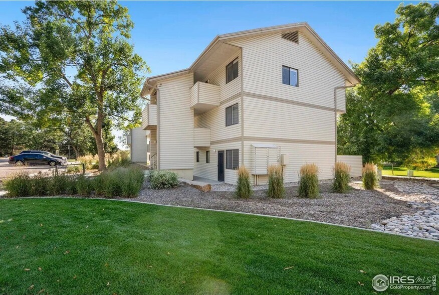 Building Photo - 1705 Heatheridge Rd