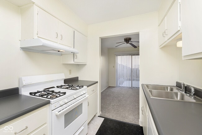 Building Photo - 114 Greenwood Trail N Dr