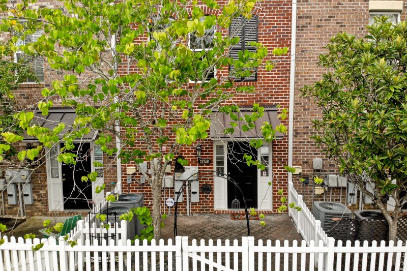 Building Photo - 2834 Howard Ave