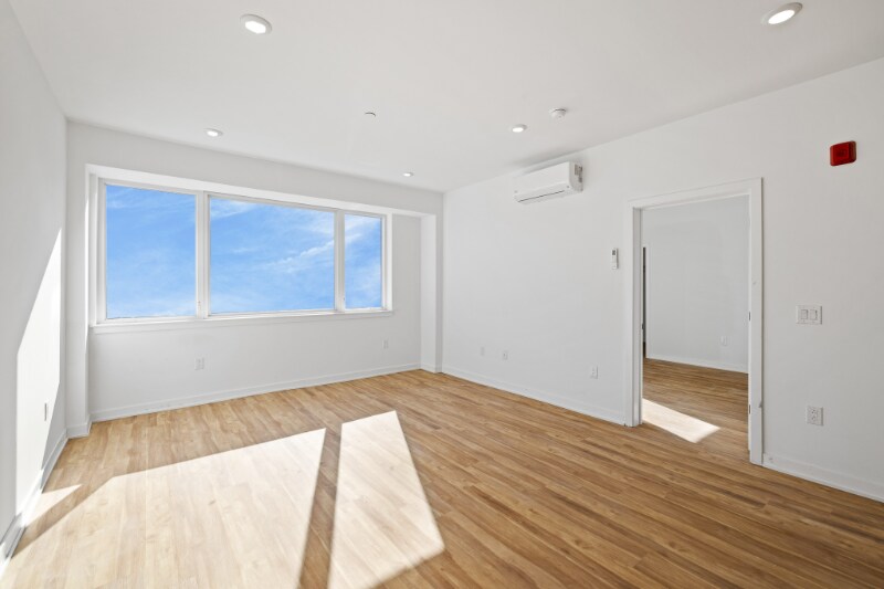 Building Photo - 1309-25 Cambridge St
