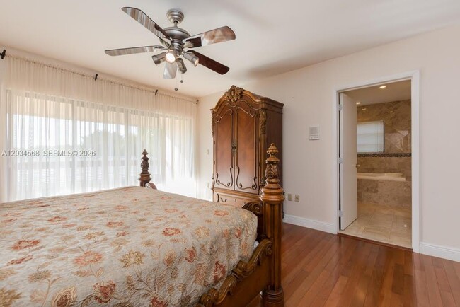 Building Photo - 4950 San Amaro Dr