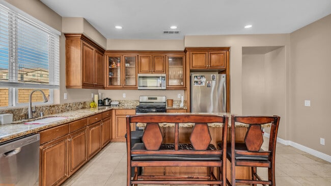 Building Photo - 37523 Durwent Dr