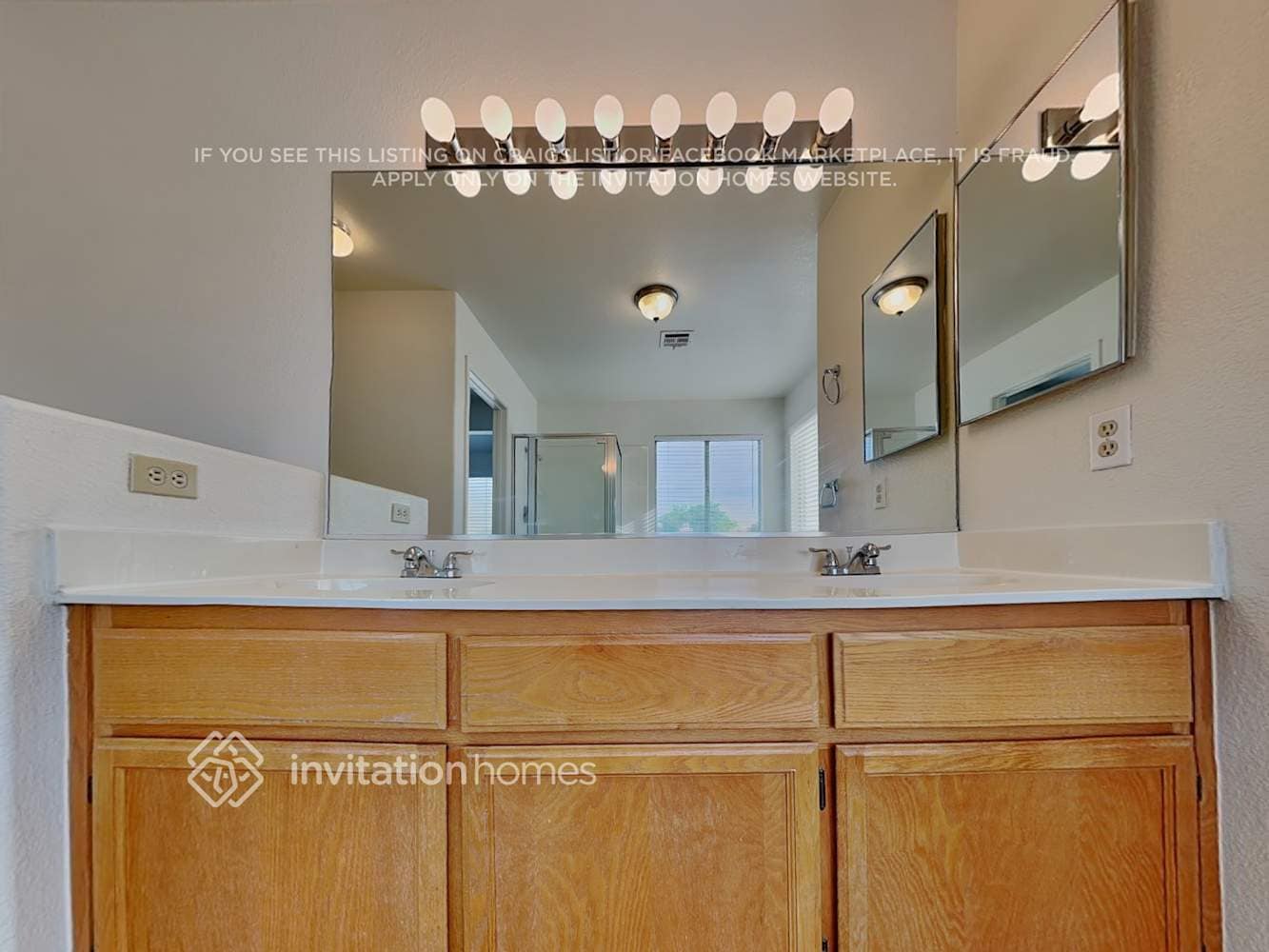 Building Photo - 8244 Bermuda Beach Dr