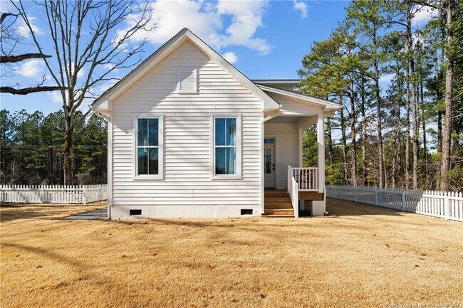 Building Photo - 1718 Ponderosa Rd