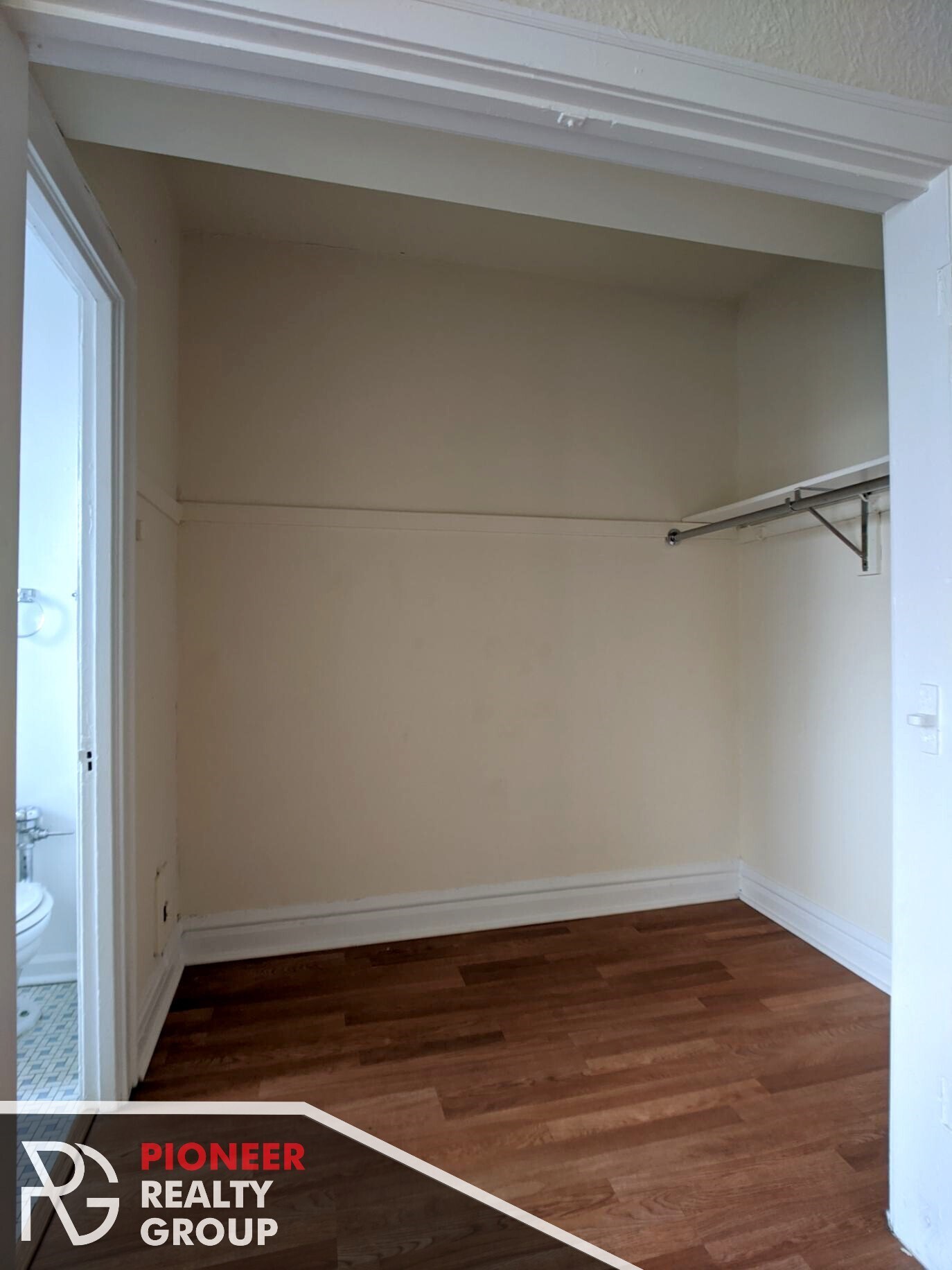 Building Photo - 4831 N Damen Ave