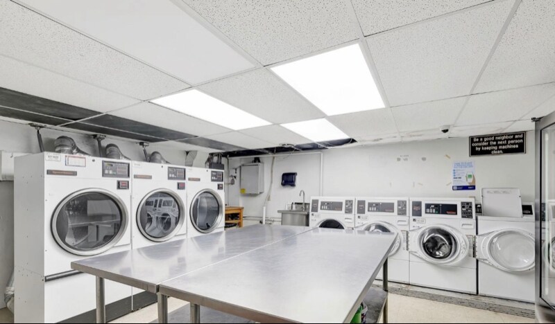 Building Photo - 1815 William Howard Taft Rd