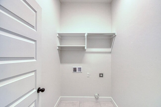 Building Photo - 3812 SE 80th St
