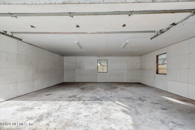 Building Photo - 7327 Bamberg Rd