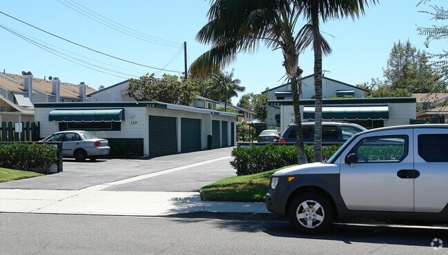 Primary Photo - Bayleaf Apartments