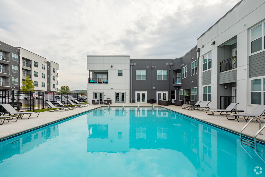 Radius at Donelson - 2301 Lebanon Pike Nashville TN 37214 | Apartment ...