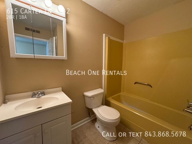 Building Photo - 615 Carter Ln