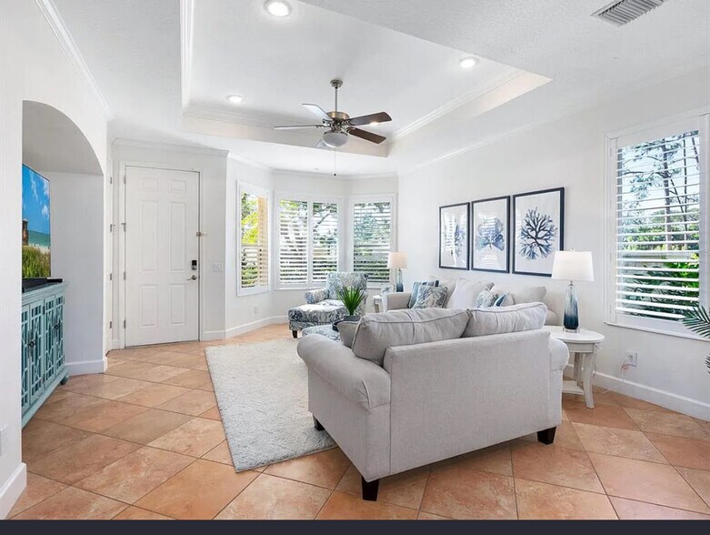 Building Photo - 1164 Beachcomber Ct