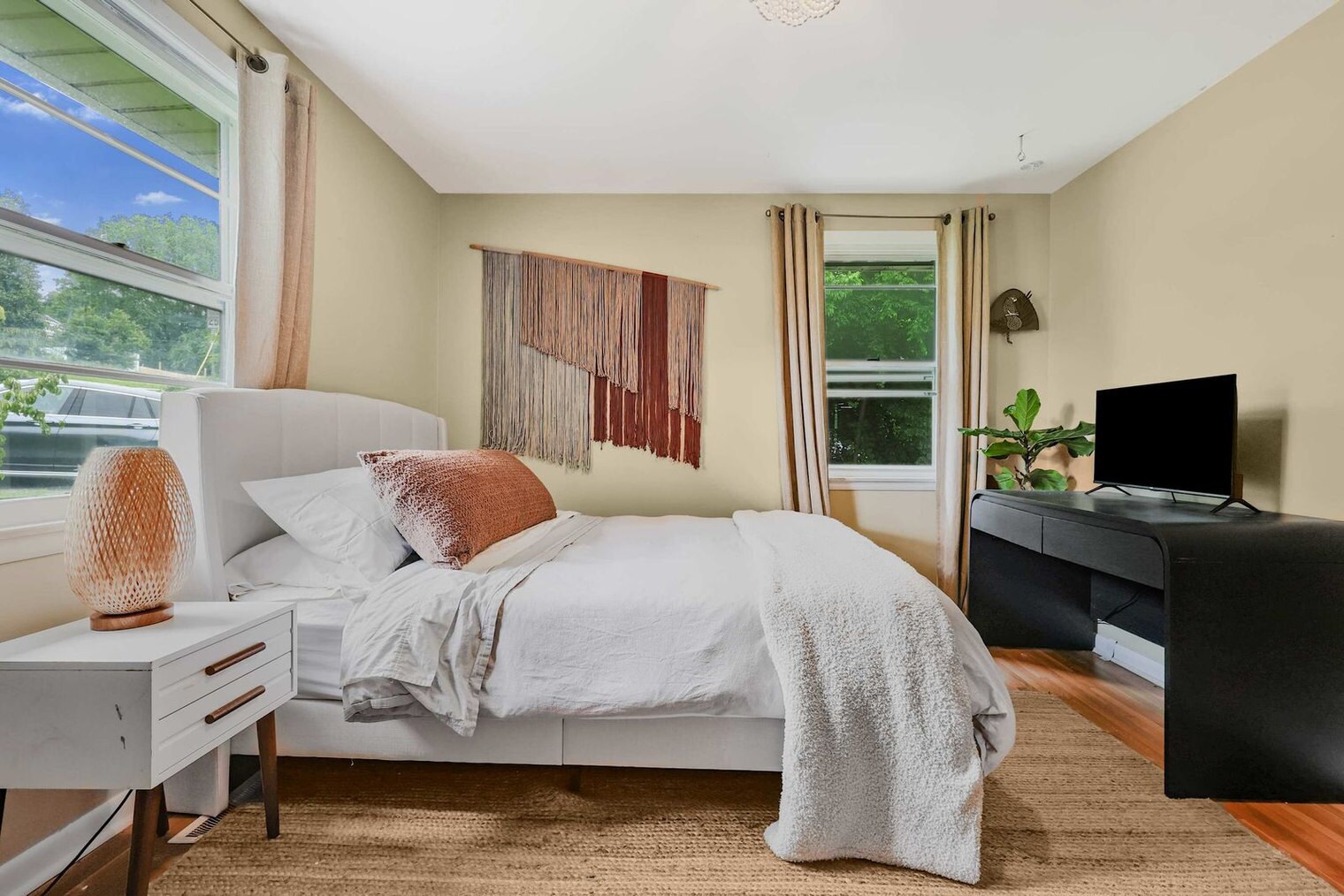 Building Photo - 4834 Hopedale Dr