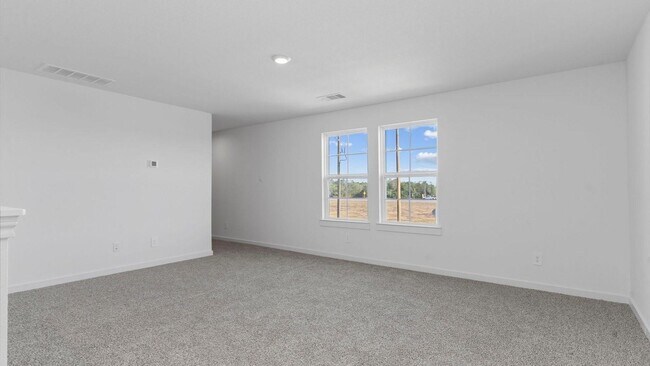 Building Photo - 5030 Balcolm Dr