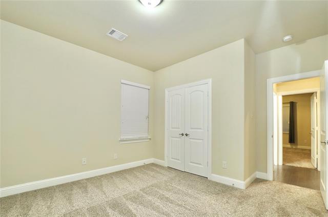 Building Photo - 5705 Petunia Ln