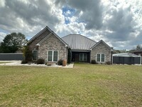 Building Photo - Copper Creek Subdivision!!  Pool!!   LAKE ...