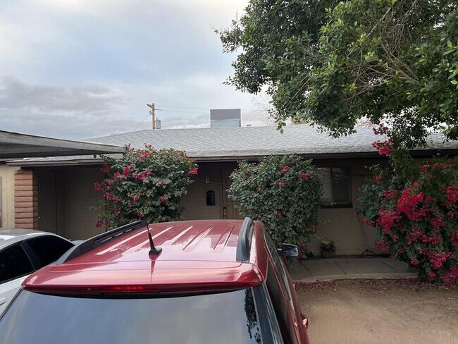 Building Photo - 4717 N 47th Dr