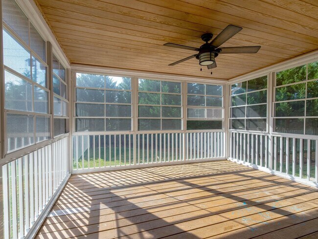 Building Photo - Take a look at this stunning Cotswold dream home.